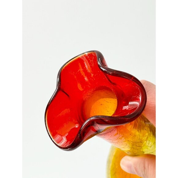 SOLD - Blenko Amberina Crackle Ombre Glass MCM Handkerchief Bulbuous Vase - Picture 3 of 8